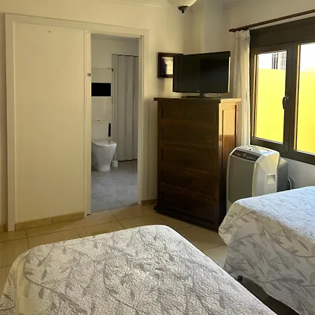 아파트 2 Bed With Sea Views In Cristianos K206 *